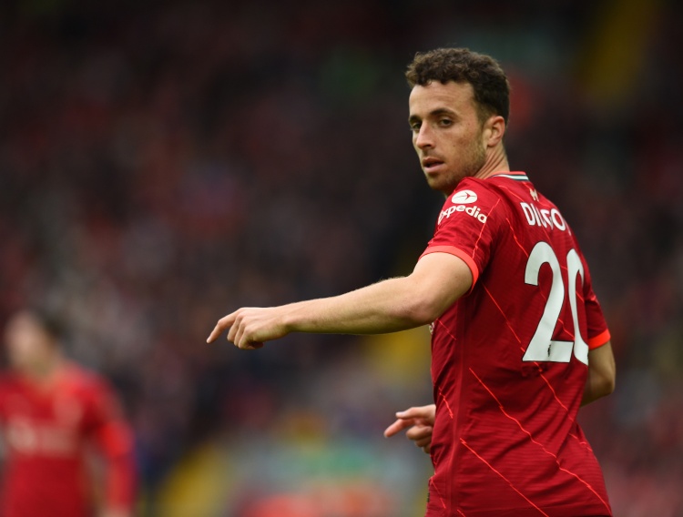 TA：本周末英超比赛进行默哀仪式悼念若塔，球员将佩戴黑色臂章