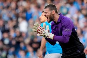 kaiyun sports-德赫亚：我想问个问题，转会窗该在赛季开始前关闭吗？