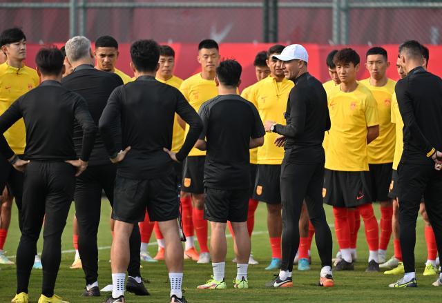 开云平台-世预赛单场报名恢复23人 单场换人5人次保持不变