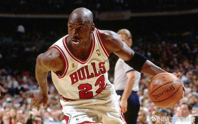 30岁前拿20000分有多难？翻遍NBA历史75年，只有五人做到|乔丹|张伯伦|科比·布莱恩特|威尔特-张伯伦|迈克尔·乔丹_新浪体育_新浪新闻